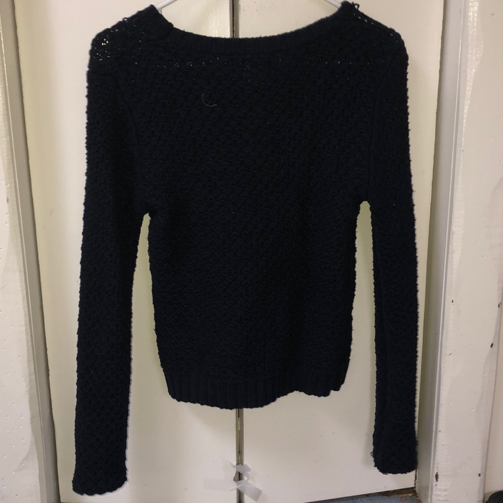 sweater - Picture 4 of 4